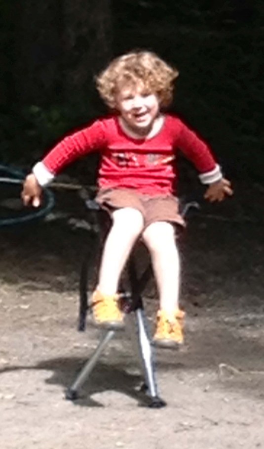 Oliver prepares for take-off