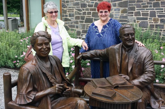 Chatting with Eleanor, FDR and Eileen in Hyde Park