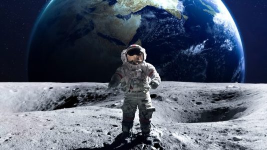 Moon-dust-is-extremely-toxic-and-poses-health-hazards-for-astronauts-730x410