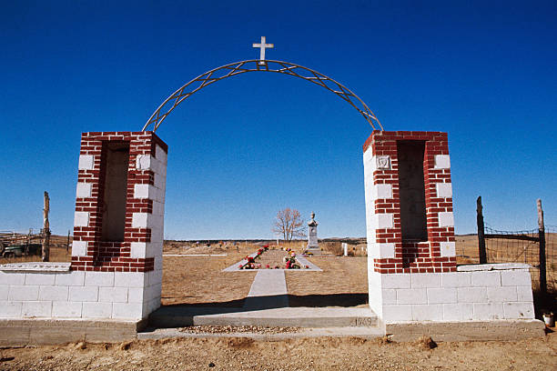 wounded-knee-south-dakota-view-of-the-burial-ground-of-the-1890-wounded-knee-indian-massacre